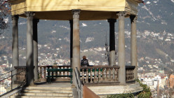 2013-12-04 11.27.17 Innsbruck